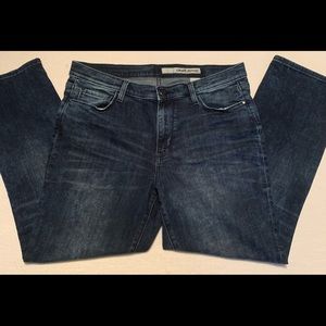 Womens DKNY Jeans. Size 12.